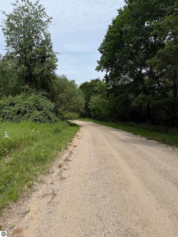 00 E Smedley Road, Traverse City, MI 49684