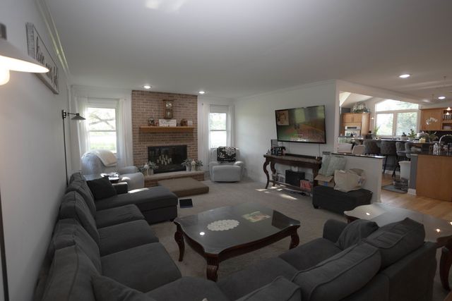 1422 Eagle Ridge Drive, Antioch, IL 60002