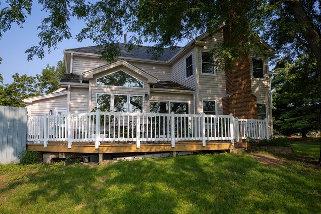 1422 Eagle Ridge Drive, Antioch, IL 60002