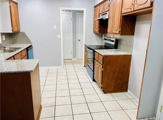 11717 N Francis Avenue, Oklahoma City, OK 73114