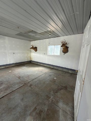 8392 US highway 50 Common, Shoals, IN 47581