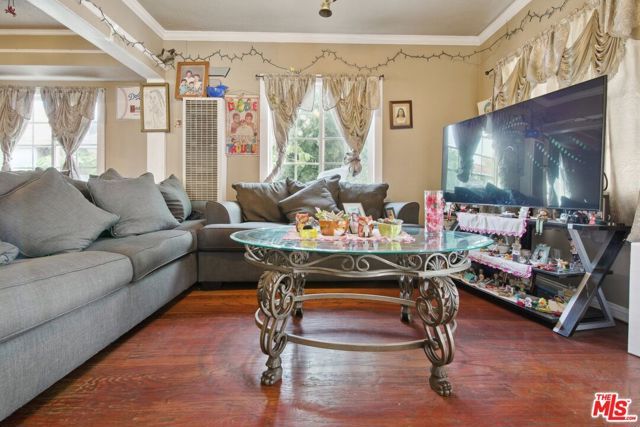 1257 Cypress Avenue, Los Angeles, CA 90065