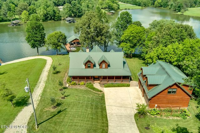 120 Island Rd, Kingston, TN 37763