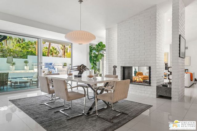 2087 S Toledo Avenue, Palm Springs, CA 92264