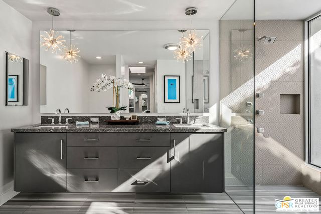 2087 S Toledo Avenue, Palm Springs, CA 92264