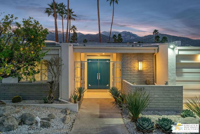 2087 S Toledo Avenue, Palm Springs, CA 92264