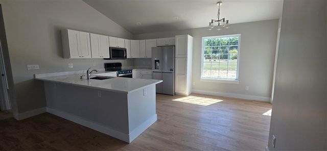 2975 E Valley Road, Adrian, MI 49221