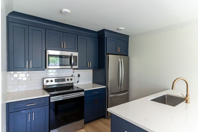 110 Duke St Apt 8, Nashville, TN 37207