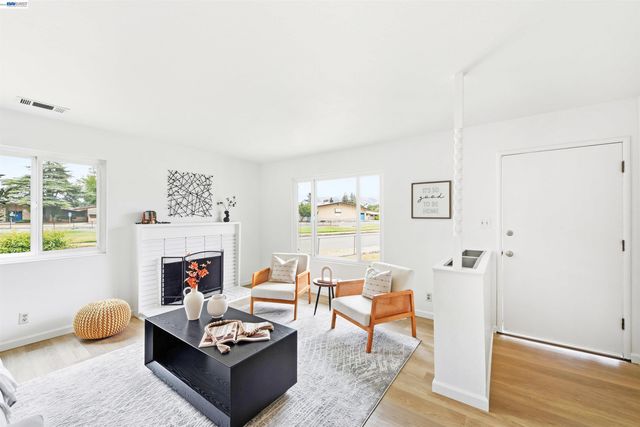 40455 Verne St, Fremont, CA 94538