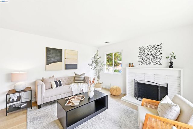 40455 Verne St, Fremont, CA 94538