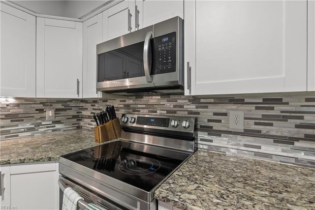 624 Rock DR, Chesapeake, VA 23323