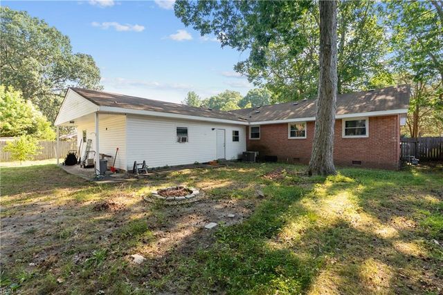 624 Rock DR, Chesapeake, VA 23323