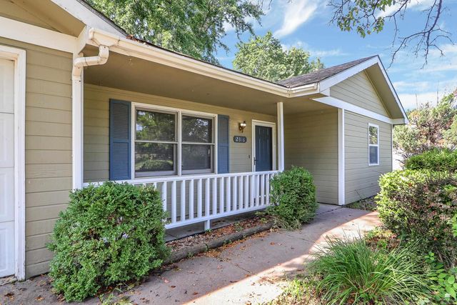 2316 Spain Drive, Manhattan, KS 66502