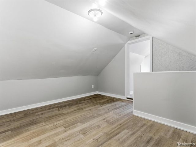 23449 Carlisle Avenue, Hazel Park, MI 48030