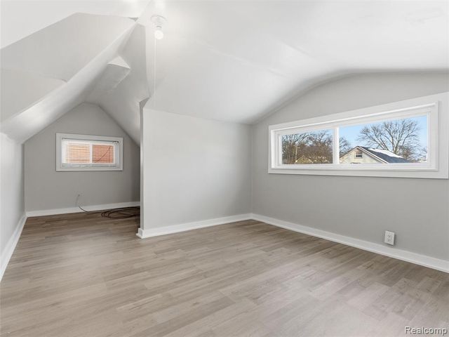 23449 Carlisle Avenue, Hazel Park, MI 48030