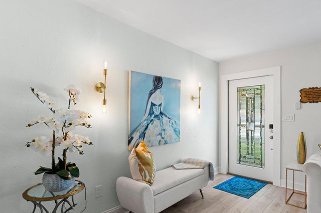 874 NW 2ND Avenue, Boca Raton, FL 33432