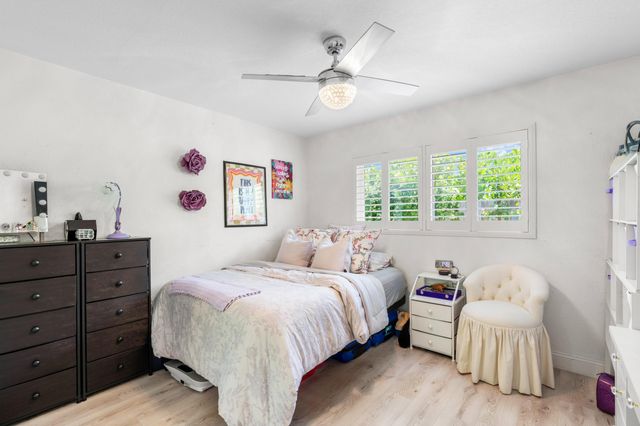 874 NW 2ND Avenue, Boca Raton, FL 33432