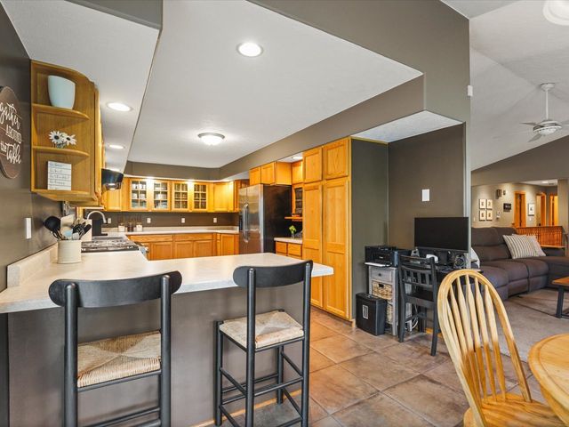 7723 Bridlewood Road, Caledonia, IL 61011