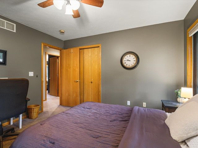 7723 Bridlewood Road, Caledonia, IL 61011