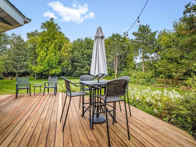 7723 Bridlewood Road, Caledonia, IL 61011