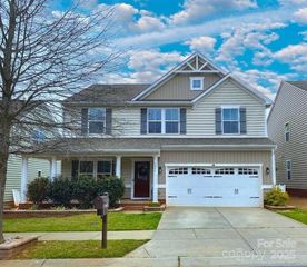 2042 Hamil Ridge Drive, Waxhaw, NC 28173