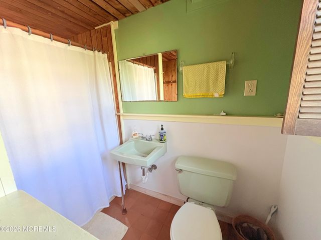 8202 Bay Terrace, Harvey Cedars, NJ 08008