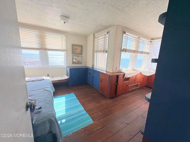8202 Bay Terrace, Harvey Cedars, NJ 08008