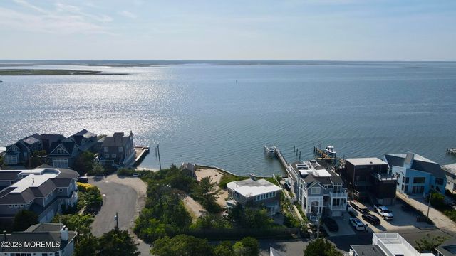 8202 Bay Terrace, Harvey Cedars, NJ 08008