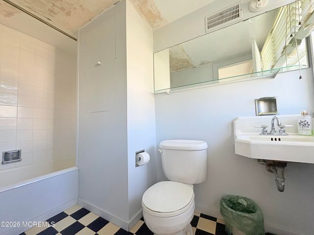 8202 Bay Terrace, Harvey Cedars, NJ 08008