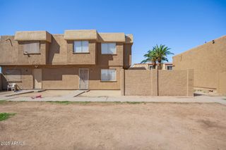4608 E RIVERSIDE Street, Phoenix, AZ 85040