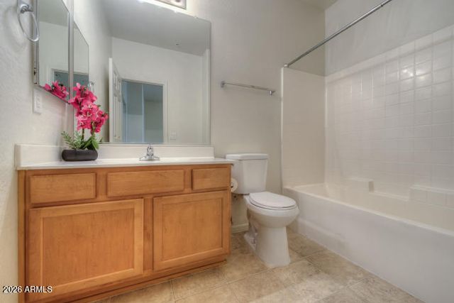 1718 W COLTER Street 110, Phoenix, AZ 85015