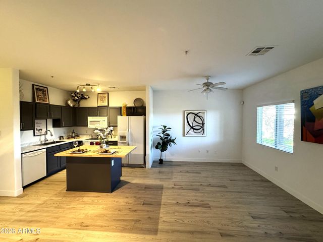 1718 W COLTER Street 110, Phoenix, AZ 85015