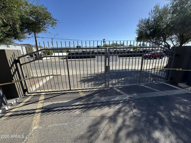 1718 W COLTER Street 110, Phoenix, AZ 85015