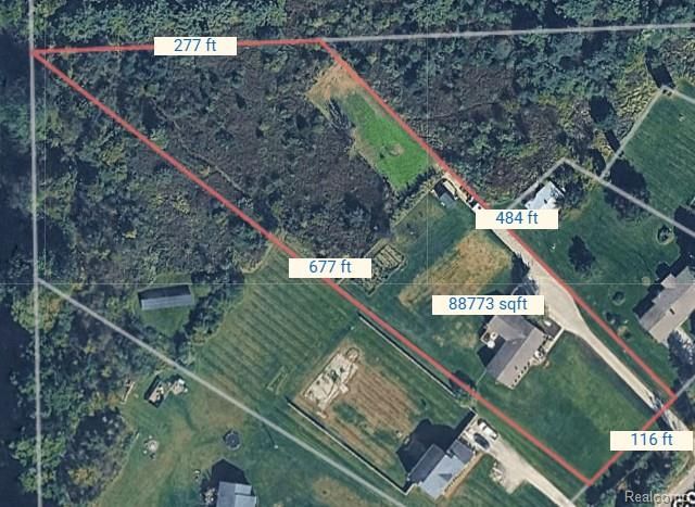 3056 W Cook Road, Grand Blanc, MI 48439