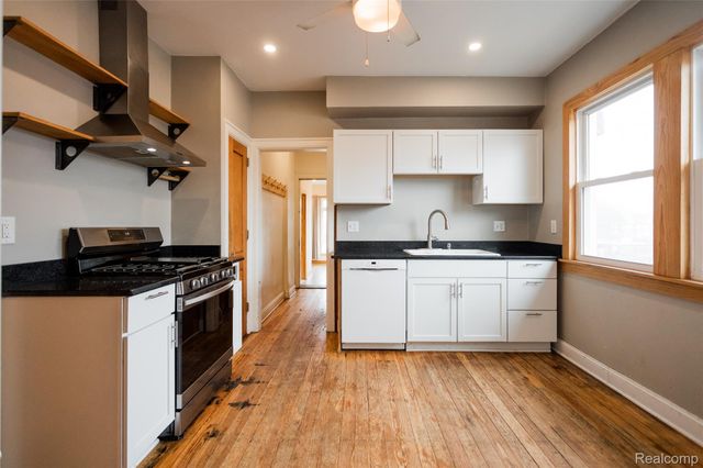 4100 Helen Street, Detroit, MI 48207