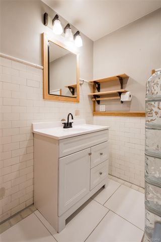 4100 Helen Street, Detroit, MI 48207