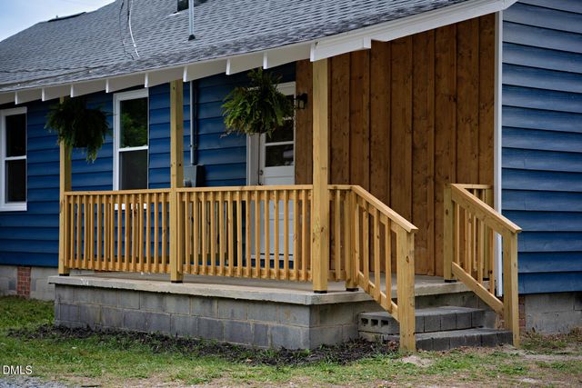 407 W D Street, Erwin, NC 28339