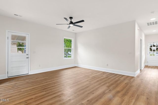 407 W D Street, Erwin, NC 28339
