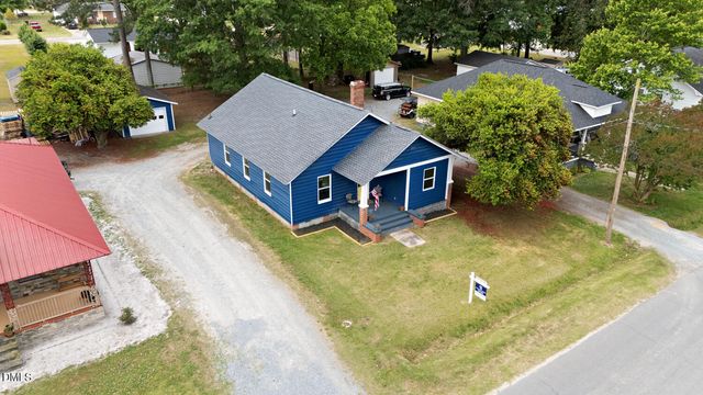 407 W D Street, Erwin, NC 28339