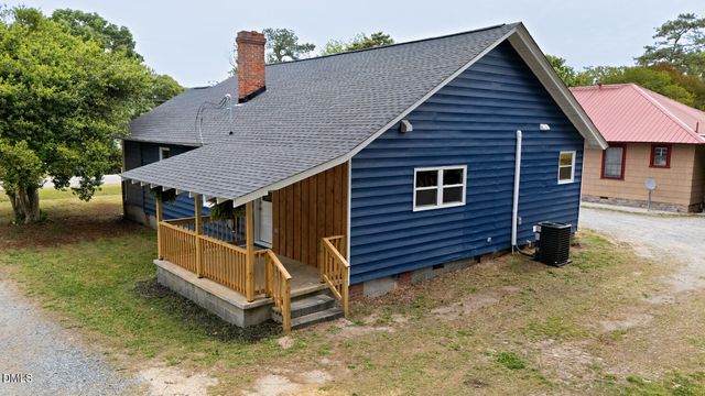 407 W D Street, Erwin, NC 28339