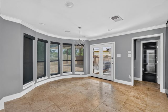 811 Turnberry Drive, Mansfield, TX 76063