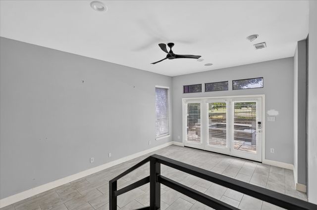 811 Turnberry Drive, Mansfield, TX 76063
