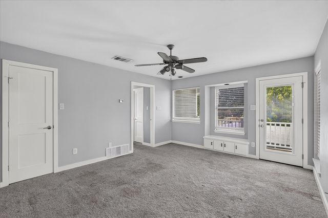811 Turnberry Drive, Mansfield, TX 76063