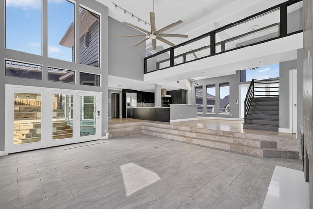 811 Turnberry Drive, Mansfield, TX 76063