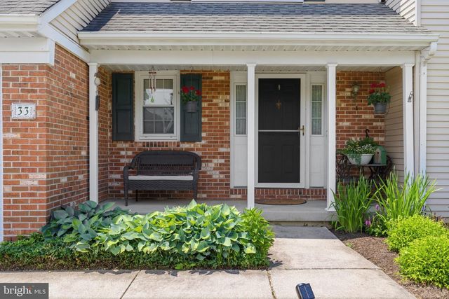 33 COUNTRY HILLS DR, Newark, DE 19711