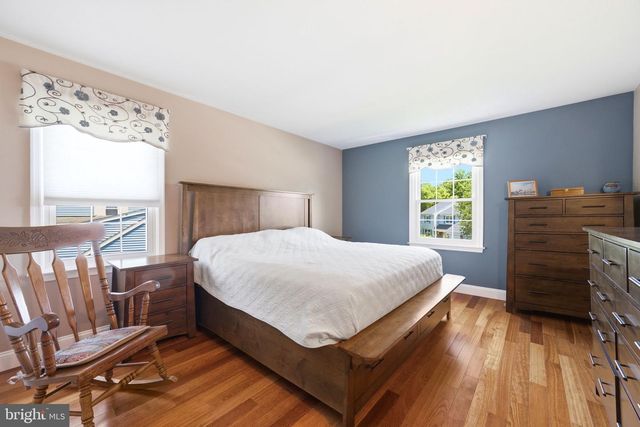 33 COUNTRY HILLS DR, Newark, DE 19711