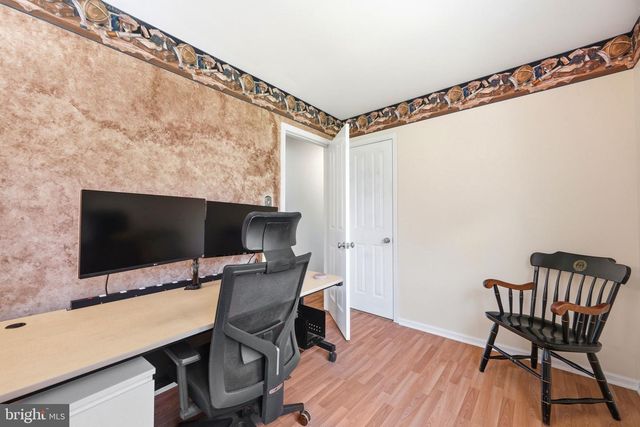 33 COUNTRY HILLS DR, Newark, DE 19711