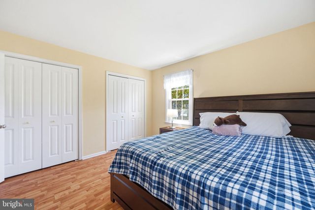 33 COUNTRY HILLS DR, Newark, DE 19711
