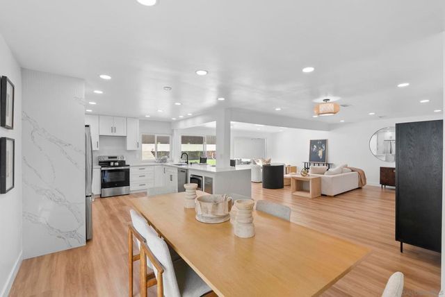 1110 Sea Village Dr, Cardiff By The Sea, CA 92007