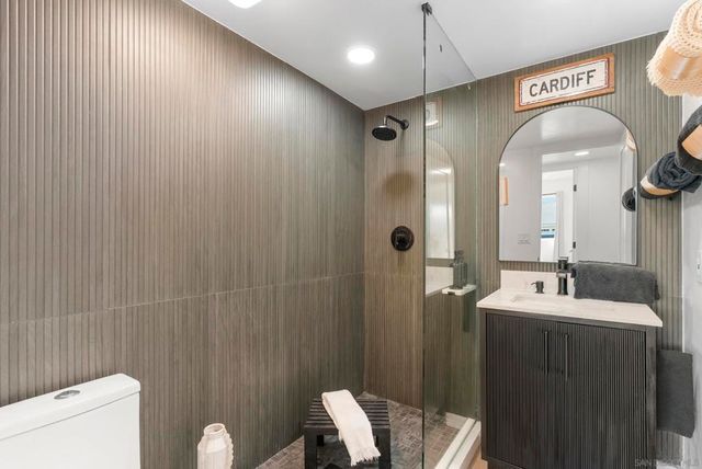 1110 Sea Village Dr, Cardiff By The Sea, CA 92007